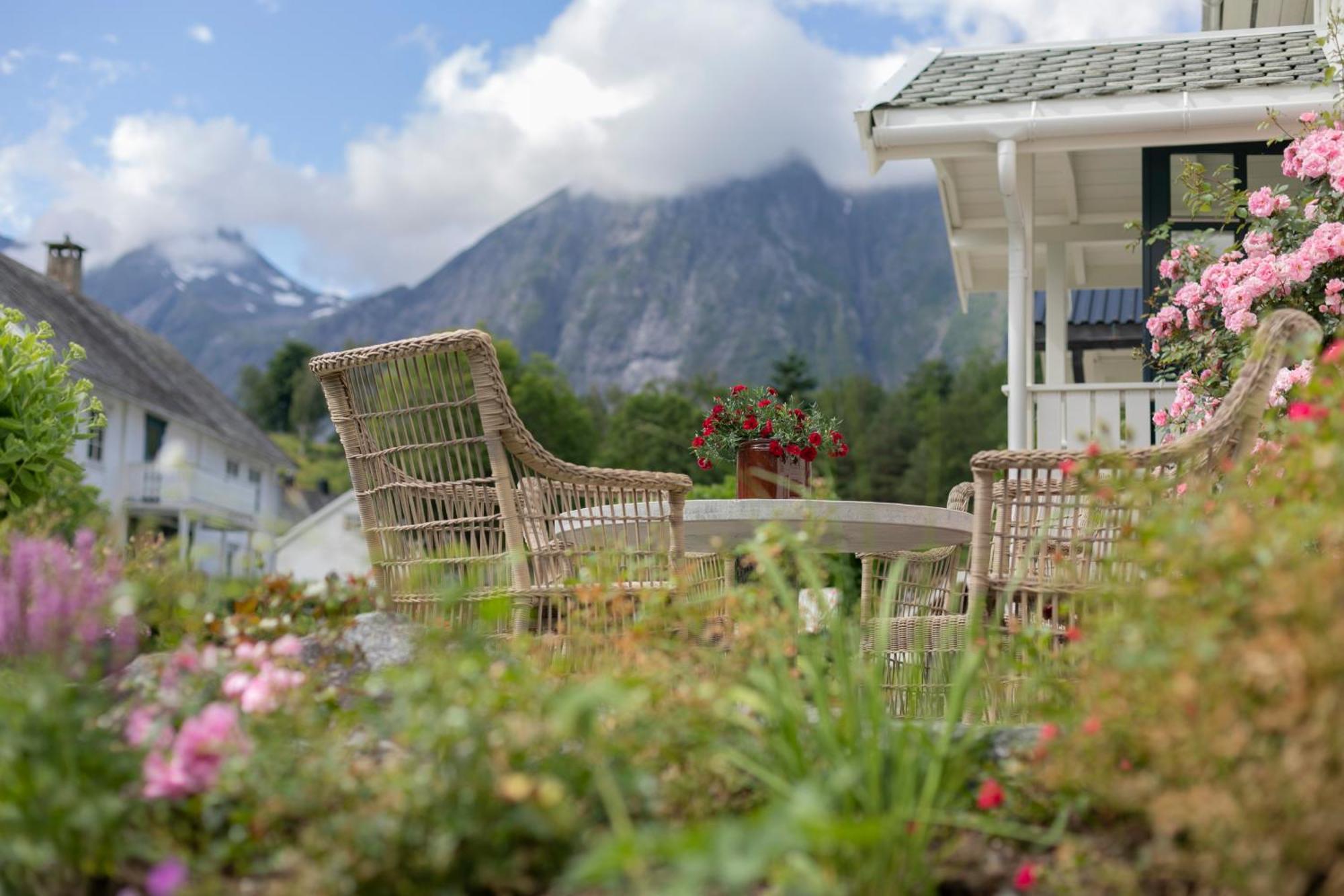 Villa Ostigard 1810 Åndalsnes Exterior foto